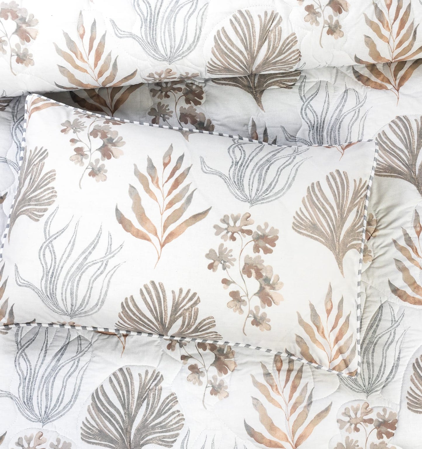 Export Quality Cotton Bed Sheet & Comforter Set