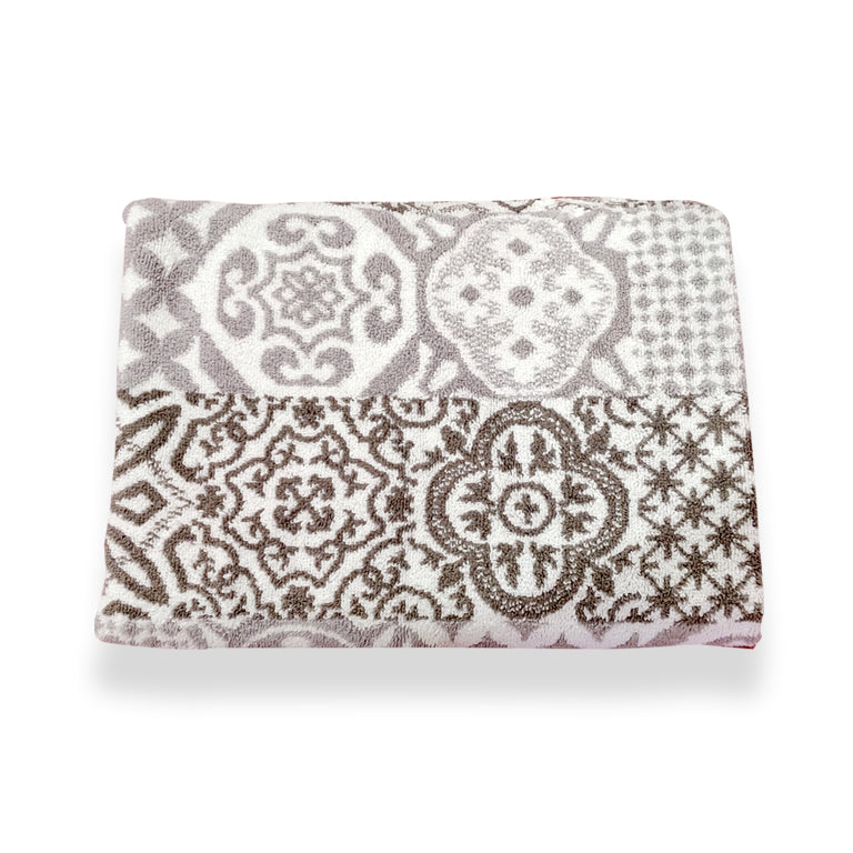 Supreme Quality Cotton Bath Size Towel