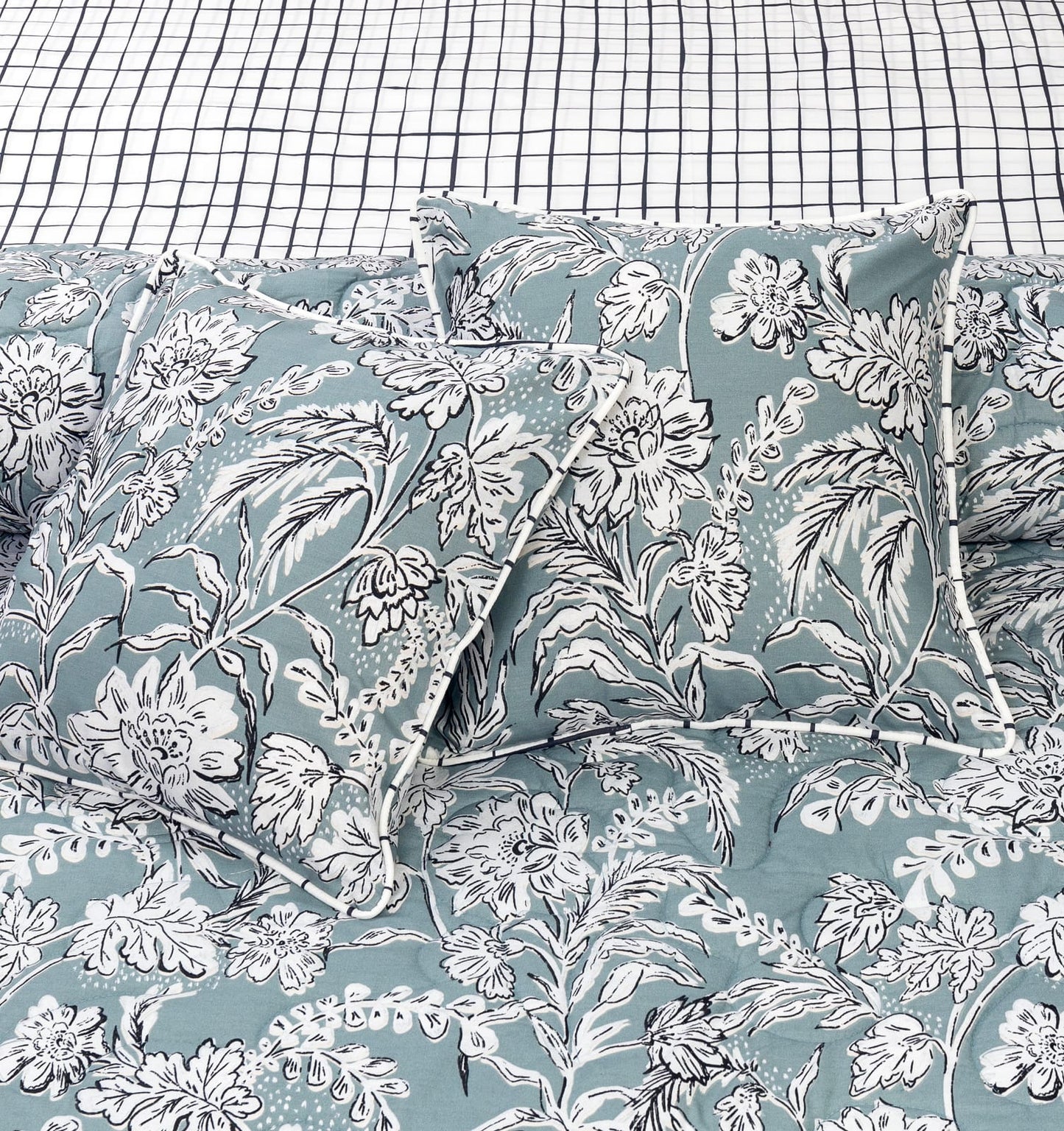 Export Quality Cotton Bed Sheet & Comforter Set