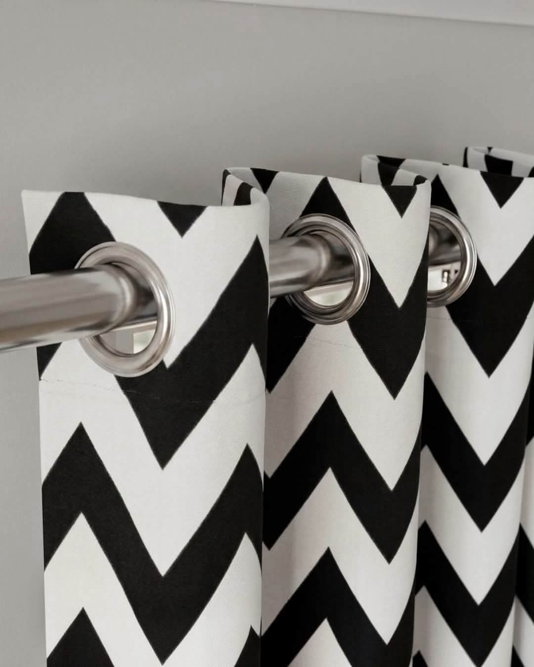 Black & White Zigzag Pattern Velvet Curtain Pair